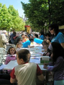 El Centro de Integración de Cuéllar participa y colabora en la III Feria de la Juventud de la Villa de Cuéllar